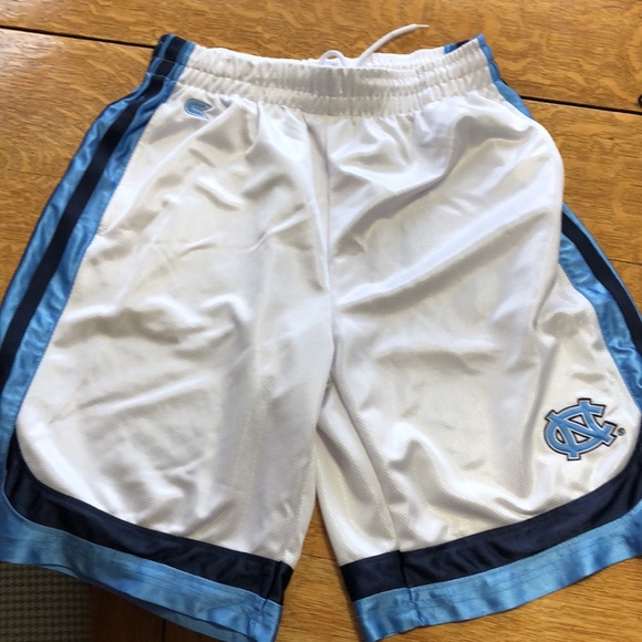 Colosseum Athletic Shorts, Size L - Picture 3 of 8